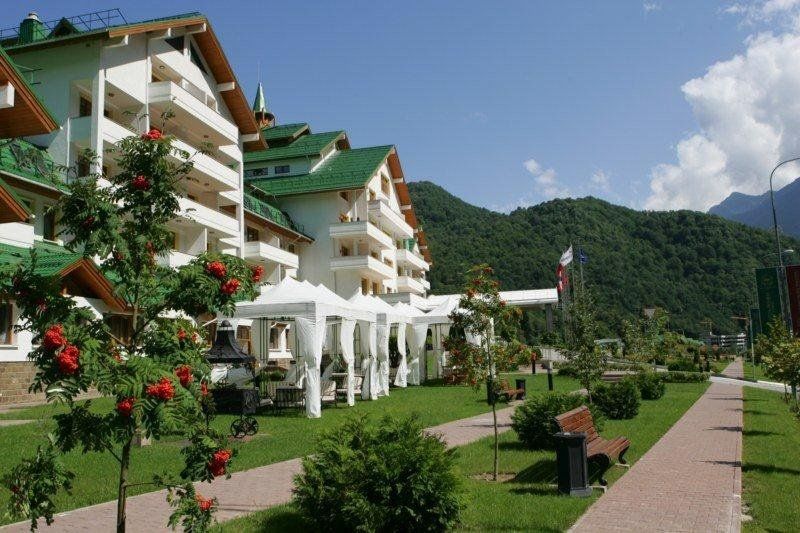 Grand Hotel Polyana Esto-Sadok Exterior photo The center of the resort